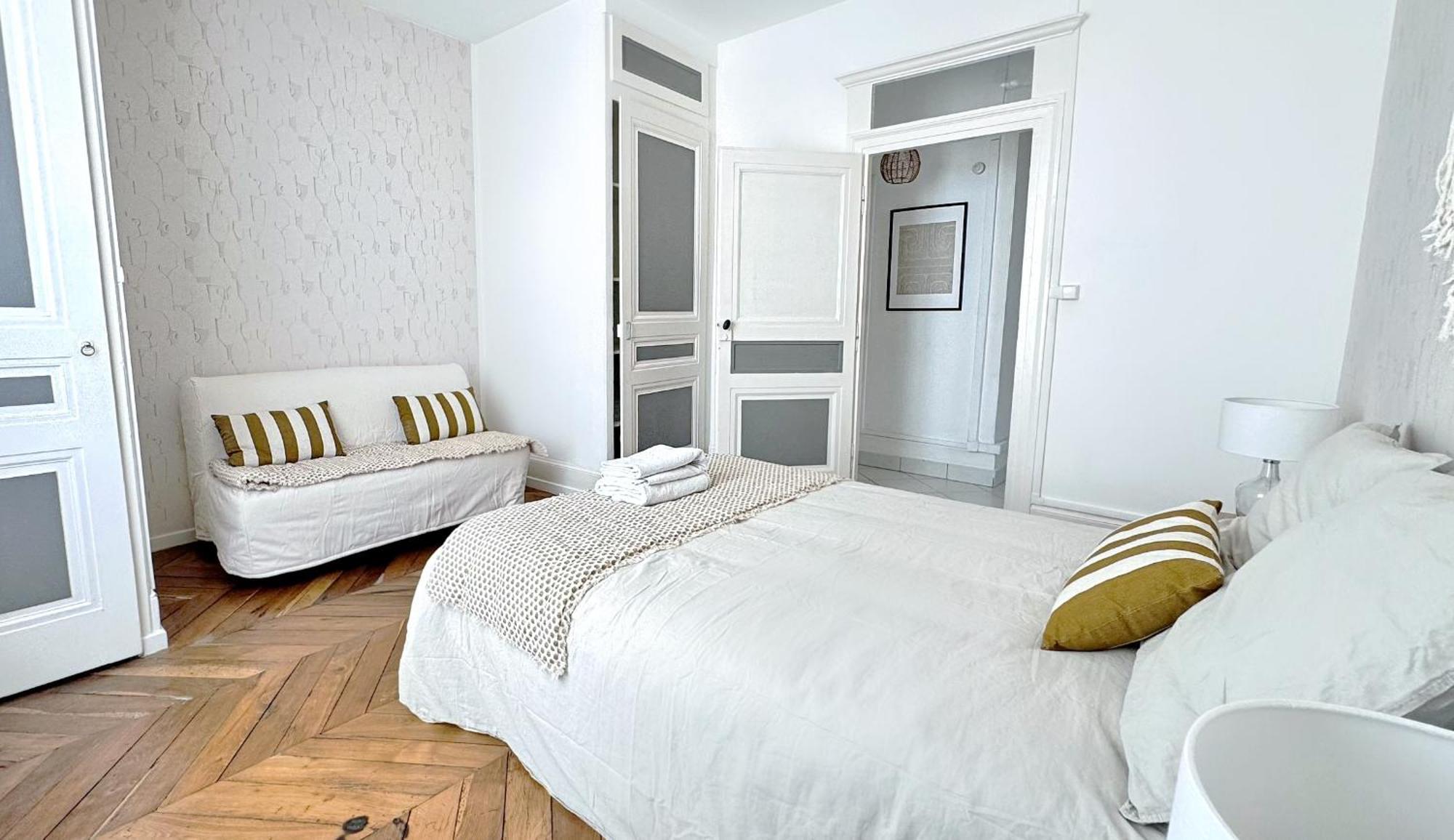 Suite Cinnabar Oullins Zewnętrze zdjęcie